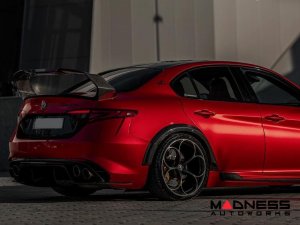 Alfa Romeo Giulia Quadrifoglio GTAm Style Side Skirts - Carbon Fiber
